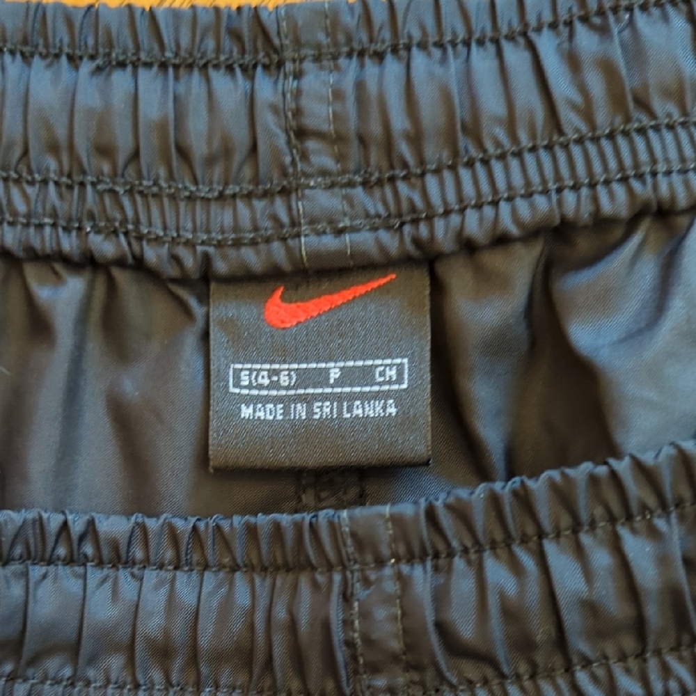 90s/Y2K Women's Black Windbreaker Pants, Swishy Pants - Picture 2 of 6